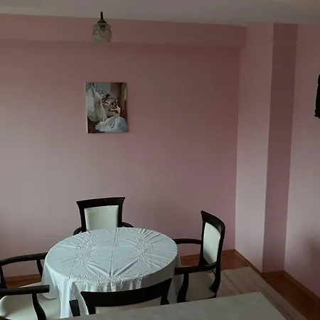 Nikolaev Lux דירה *